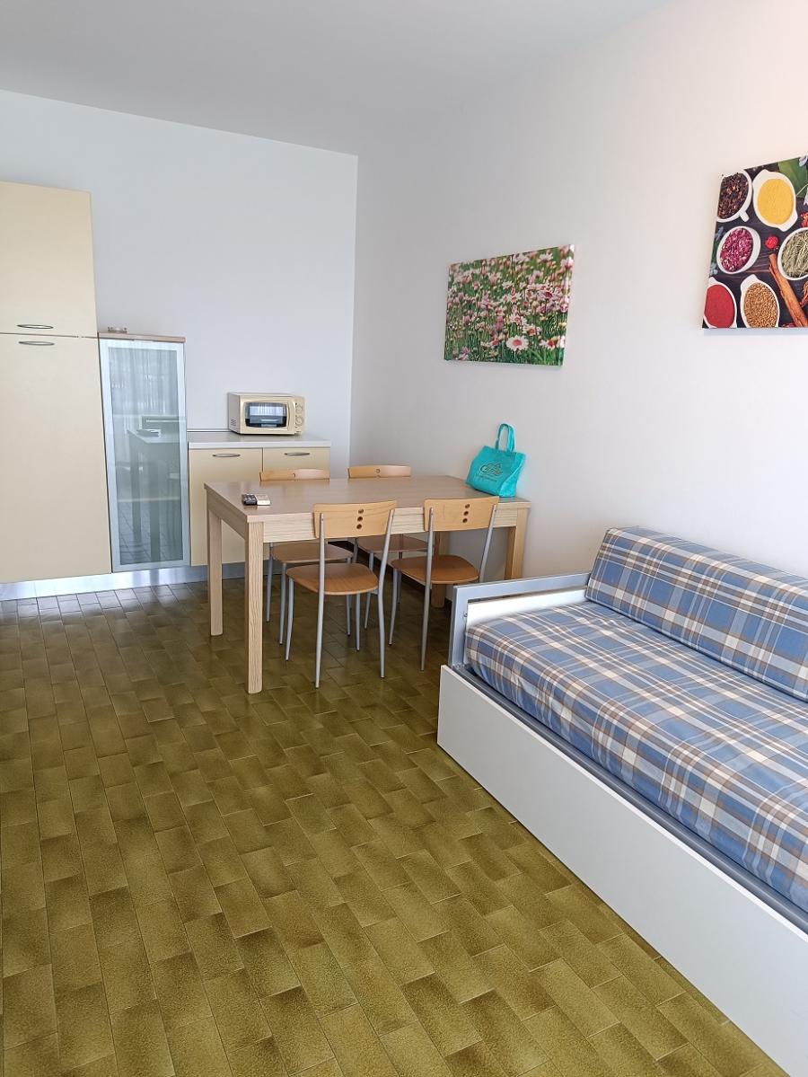 Rez. Casa Marina s bazénom Lignano Sabbiadoro, ubytovanie v taliansku, apartmány pri mori, dovolenka v Lignane, ubytovanie v Lignane, apartmány v Lignane, vilky v Lignane
